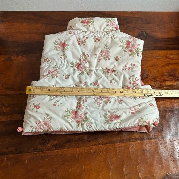 Altar'd State Vest Womens XS Floral Puffer Pink Full Zip Mock Neck Lined - Picture 6 of 8